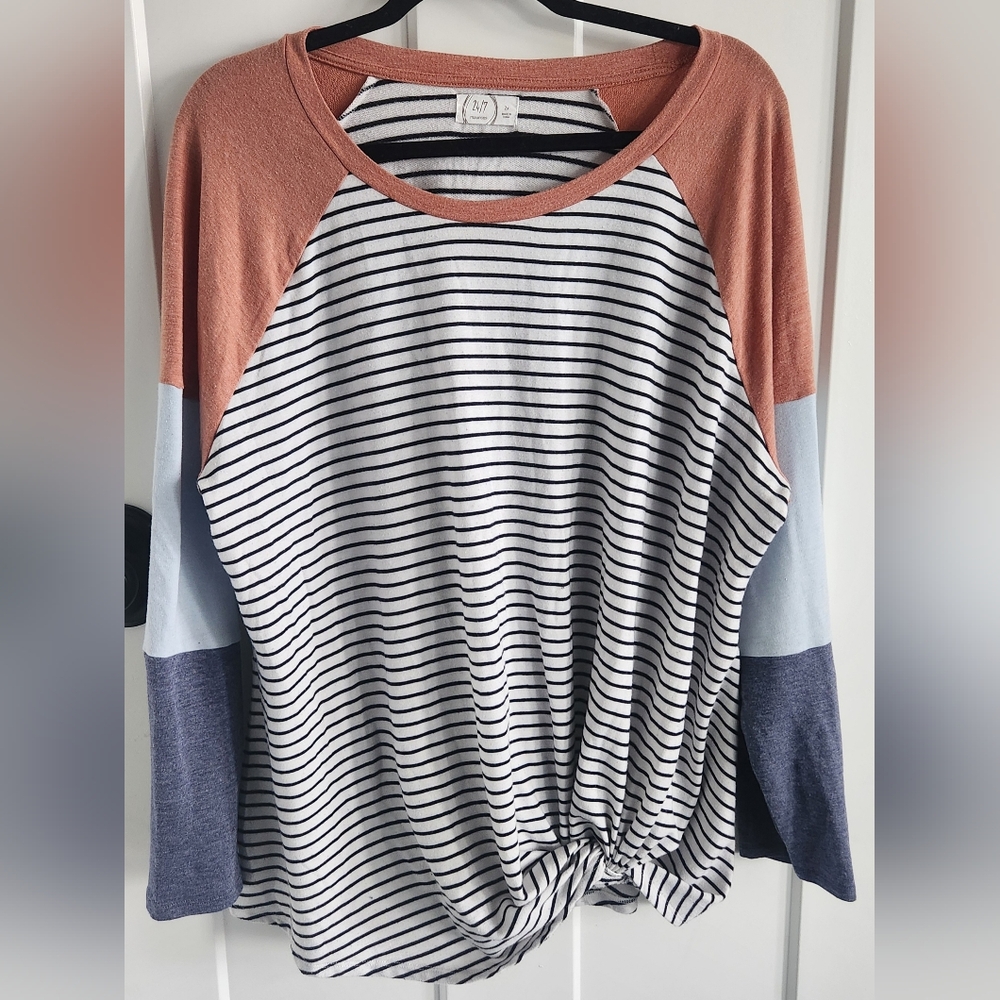 Bundle of 3 Maurices long sleeve shirts in size 2X